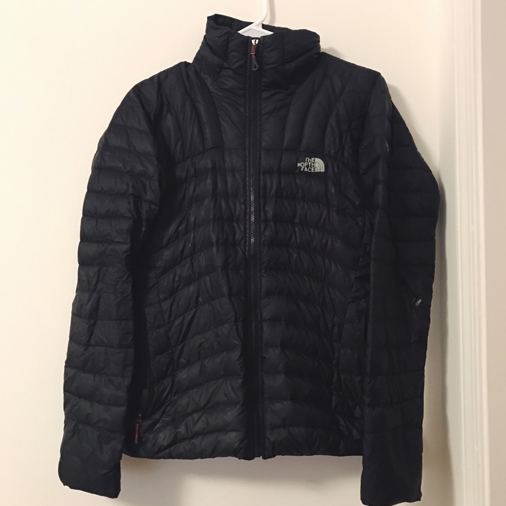 🌿 The North Face Black Coat
